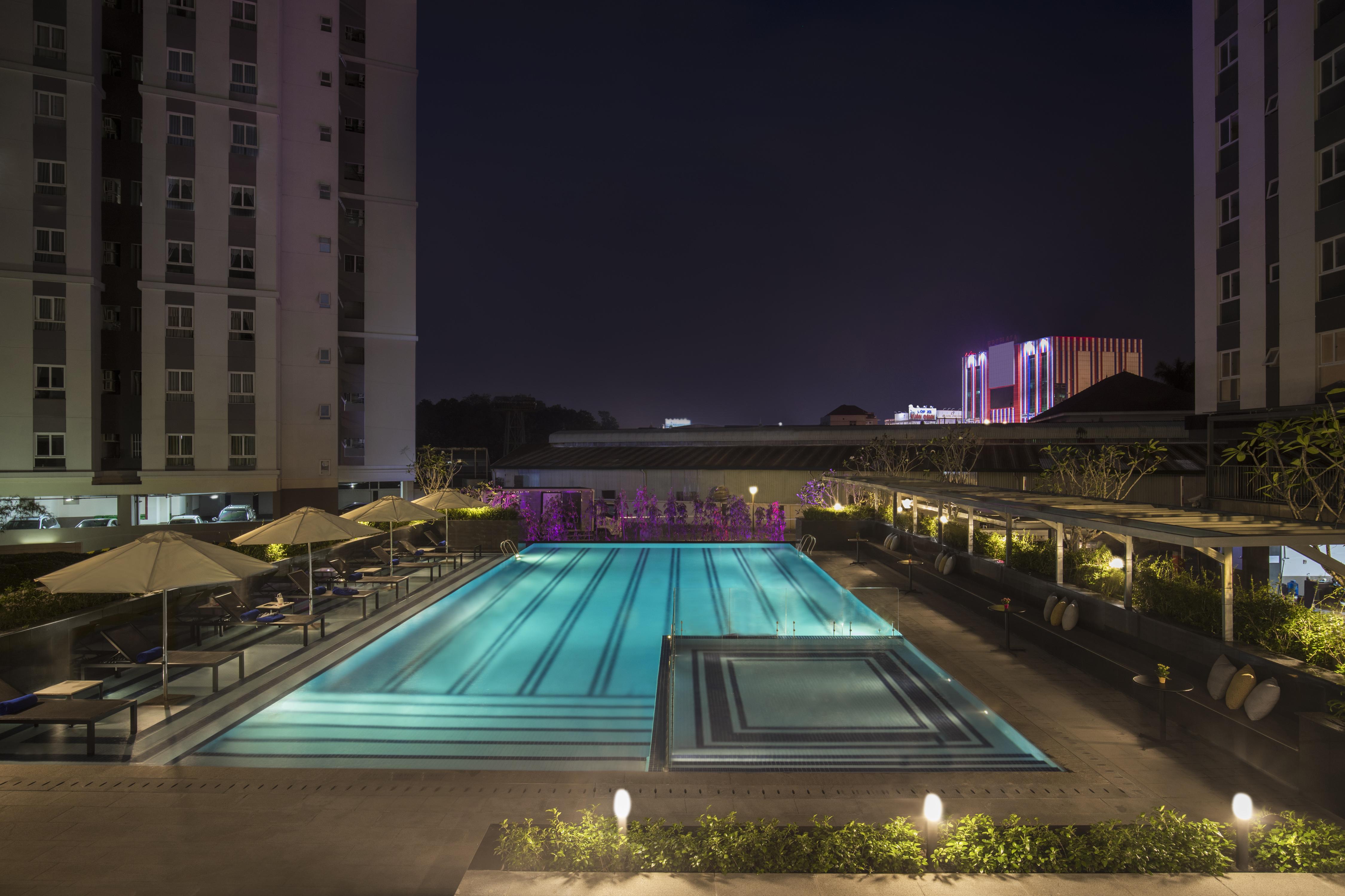 Citadines Central Binh Duong Aparthotel Thuan An Esterno foto