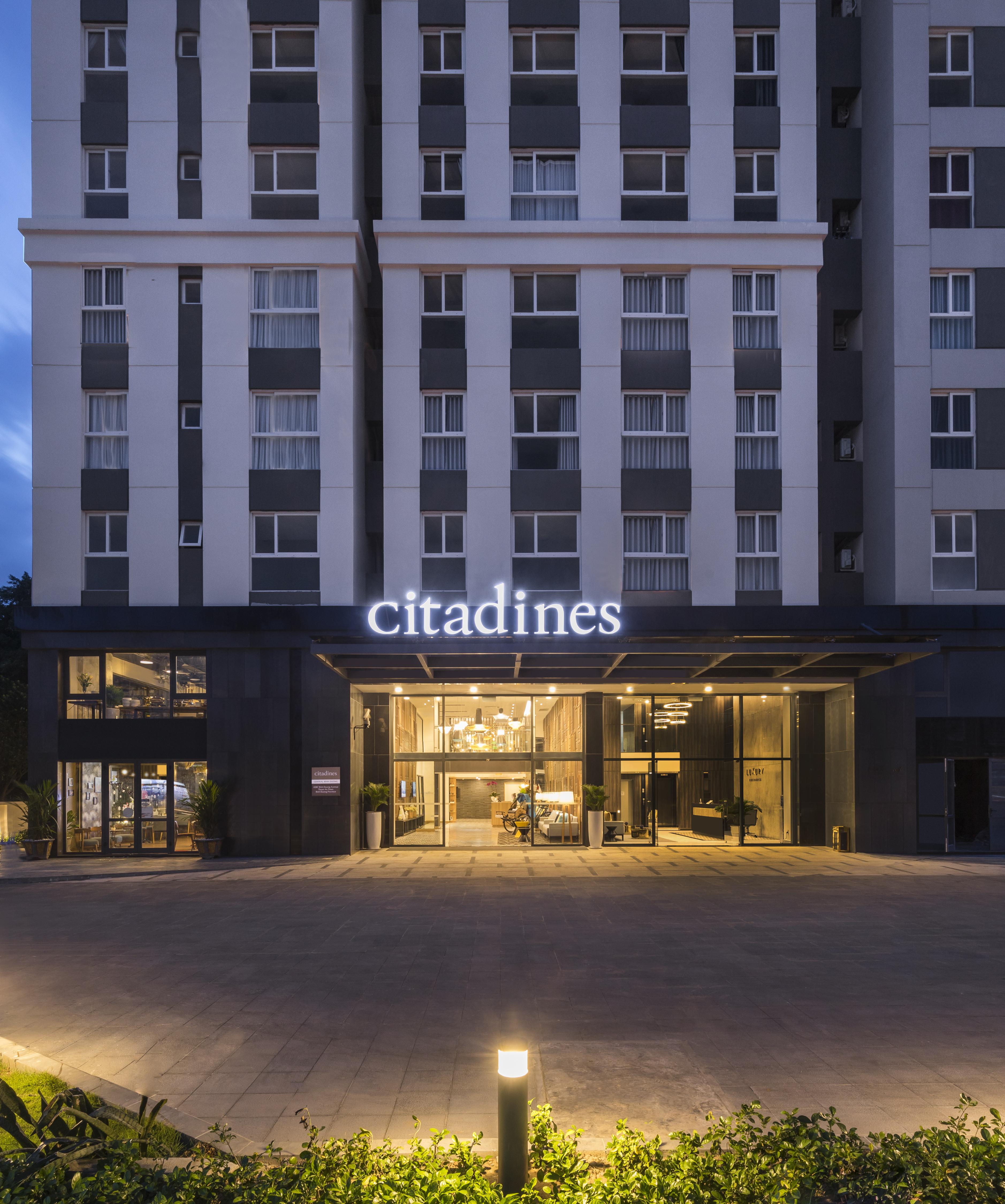 Citadines Central Binh Duong Aparthotel Thuan An Esterno foto