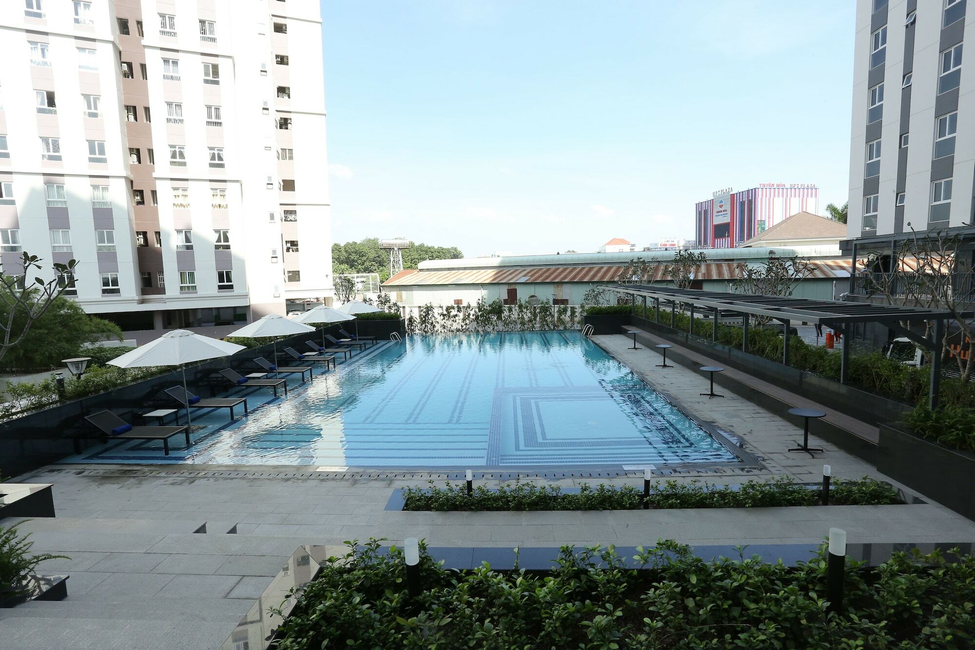 Citadines Central Binh Duong Aparthotel Thuan An Esterno foto